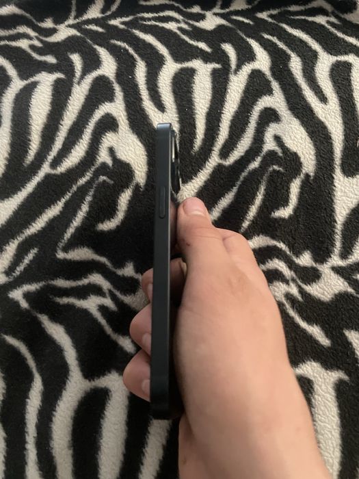 Iphone 13 в идеальном состояние