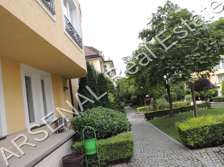 Много хубав, цветен 3-стаен апартамент под наем, кв.Кръстова вада