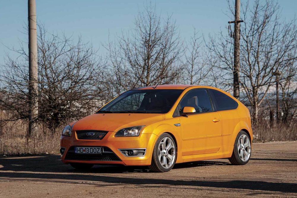 Ford Focus ST mk2 225 cp