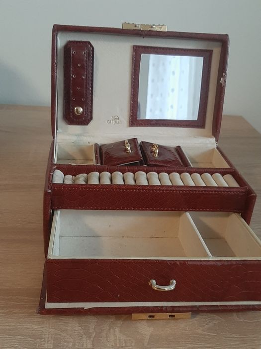 Casetă Bijuterii CARPISA Model Snake Skin, Etajată, cu inchidere