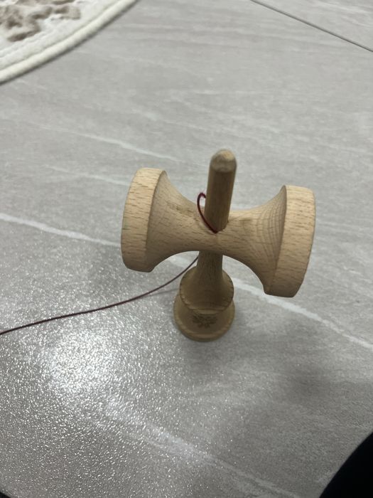 Ken prism kendama