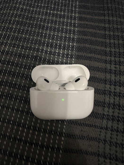 Наушник. Airpods pro 2 gen оригинал