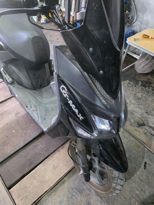 Скутер GS-Max 150см3.