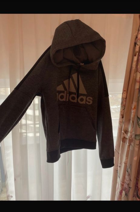 Adidas hoodie gray pocket