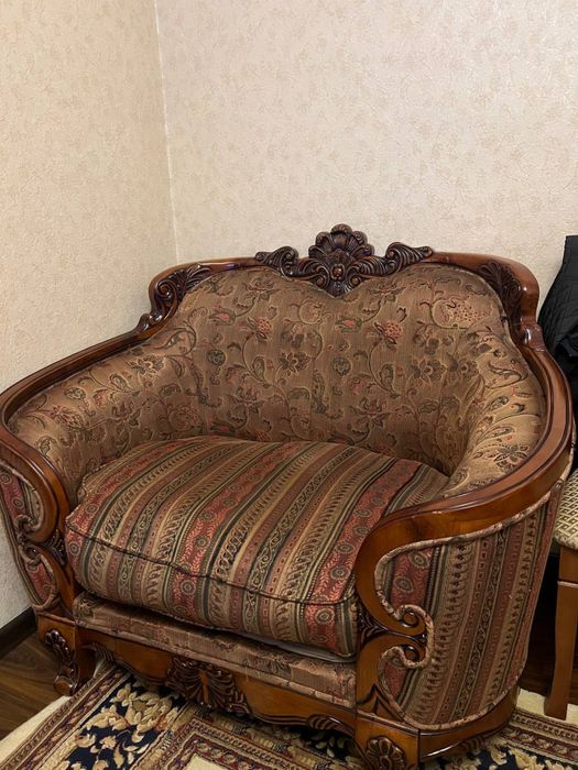 Китайский мебел