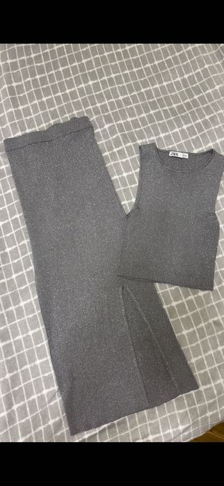 Сив комплект Zara – размер S, топ + пола