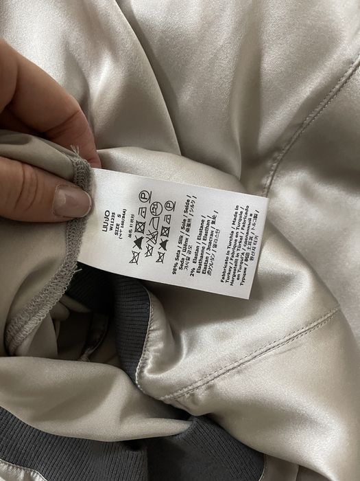 Tricou Liu Jo cu aplicatii si spatele gol