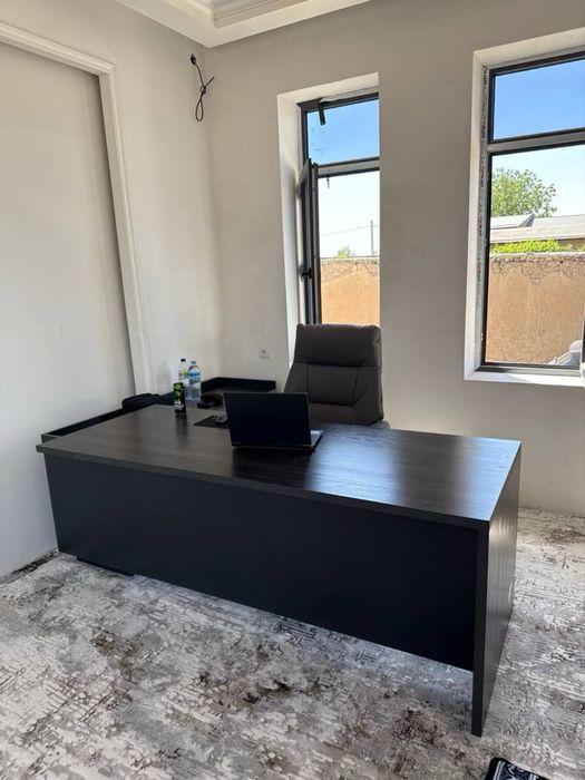 Директорский стол мебель (Rahbarlar uchun maxsus mebellar)