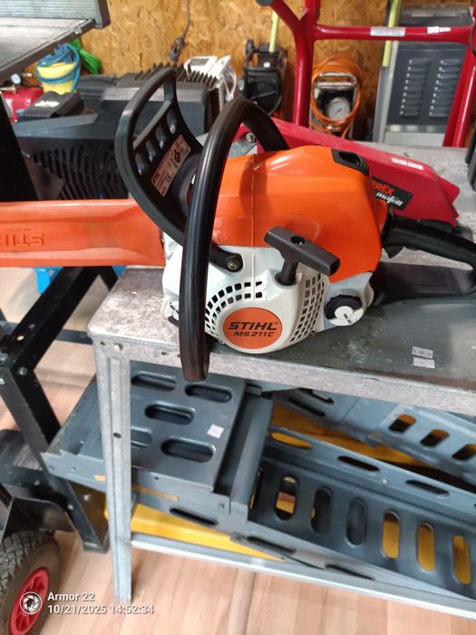 Моторен трион STIHL MS 211 C-BE