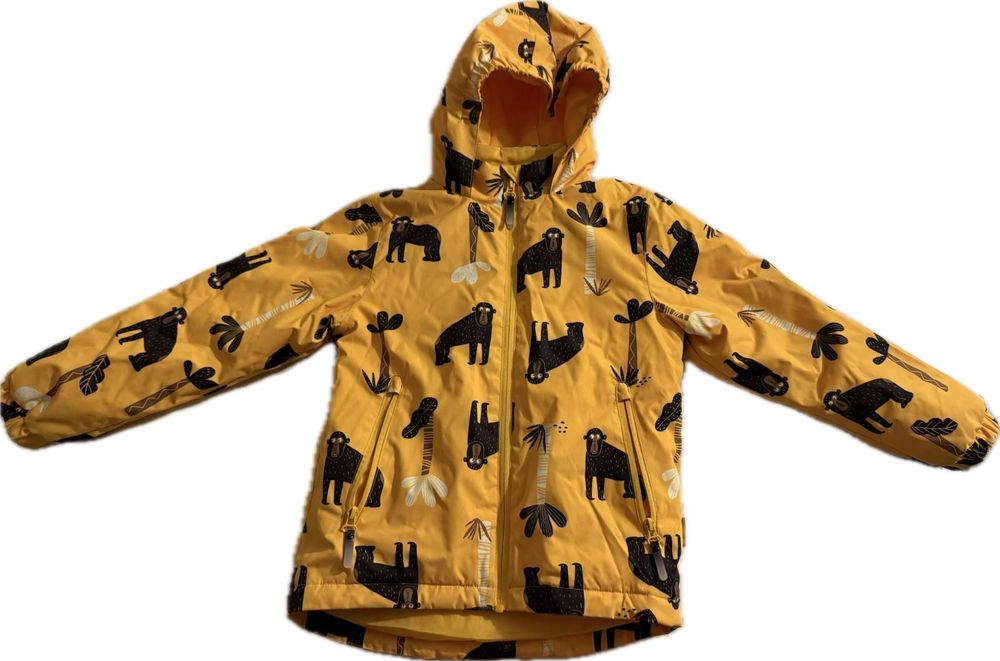 Продам детскую куртку