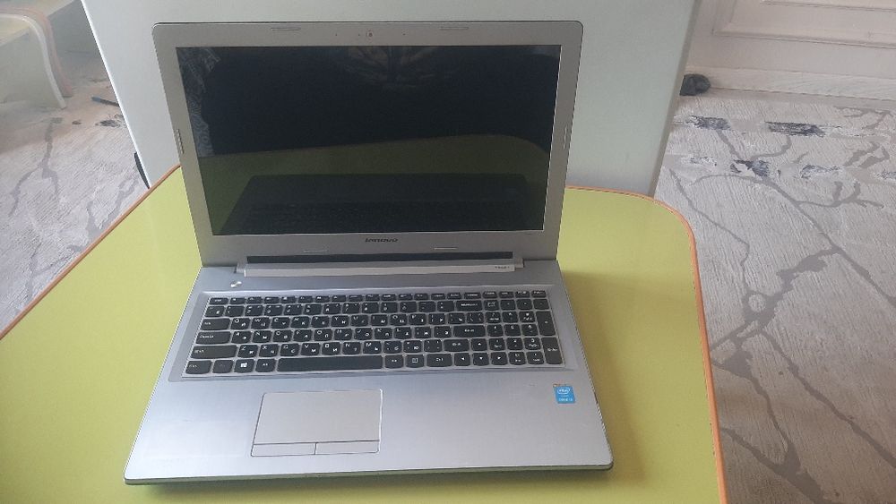Ноутбук ленова &&&