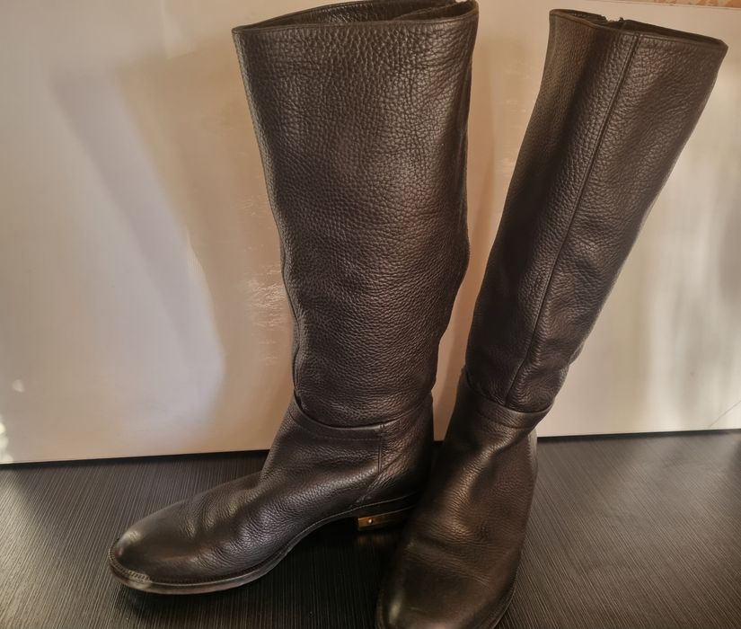 Дамски кожени ботуши