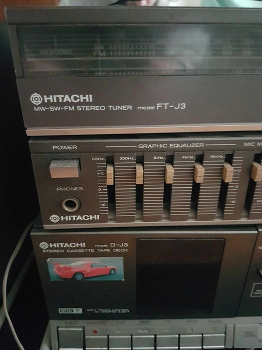 Hitachi J3 (FM/MW/SW),