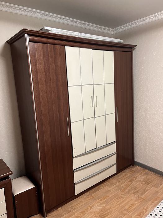 Спальный гарнитур