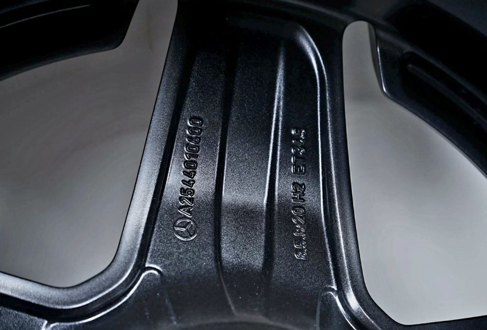 Оригинални AMG 20"+ Michelin Mercedes GLC  W254