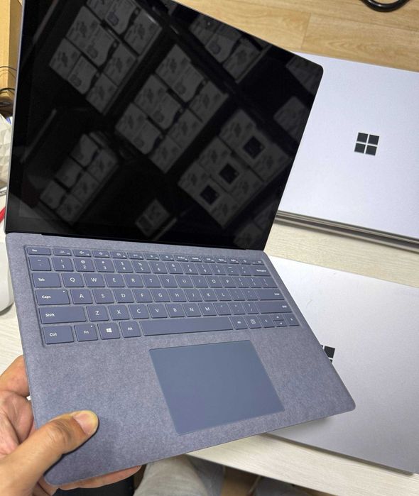 Microsoft Surface Laptop 4 13" 2K Сенсор I7-1185G7 vPro /16GB/512GB