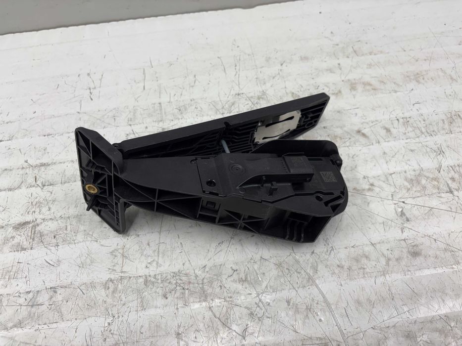 Педал Спирачка Ф40 Ф45 Ф48 Ф39 Педал Газ БМВ Ф-СЕРИЯ , Г-СЕРИЯ