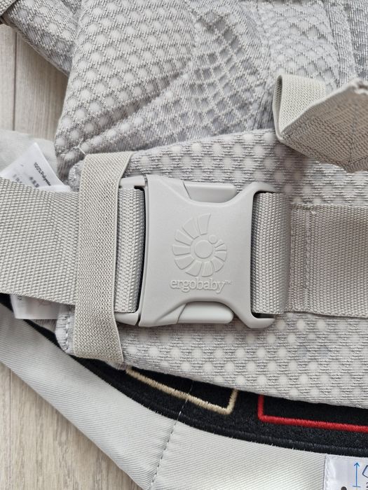 Ергономична раница Ergobaby Omni Breeze