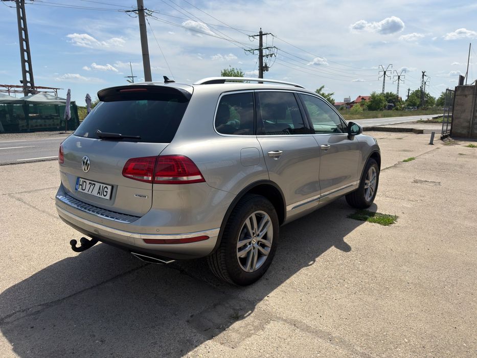 Volkswagen Touareg 3.0 V6 TDI 262 CP