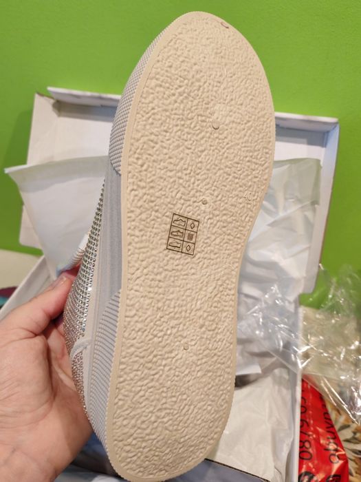 Дамски кецове блестящи 40н