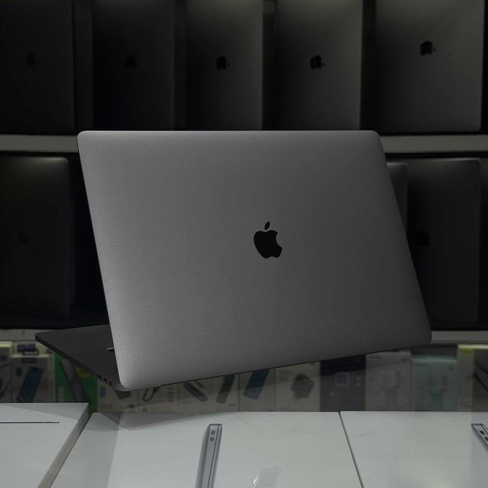 Macbook Pro 16 inch i9 Nasiya Savdo bor