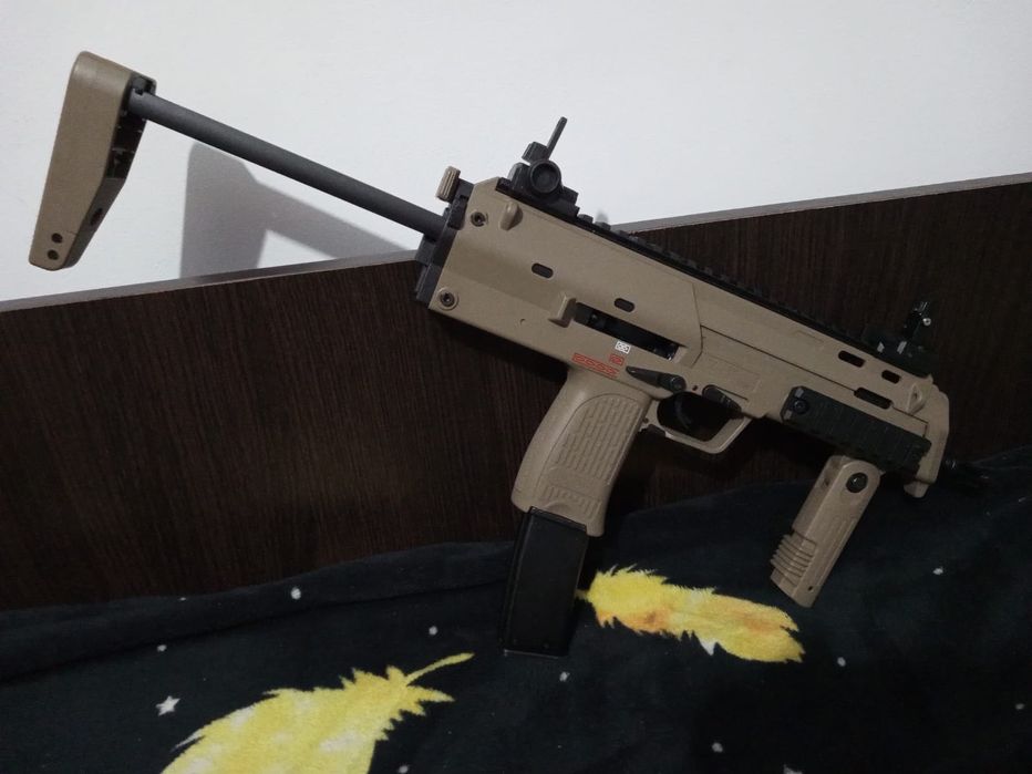 Pușcă airsoft MP7A1 Tokyo Marui Gas blow back