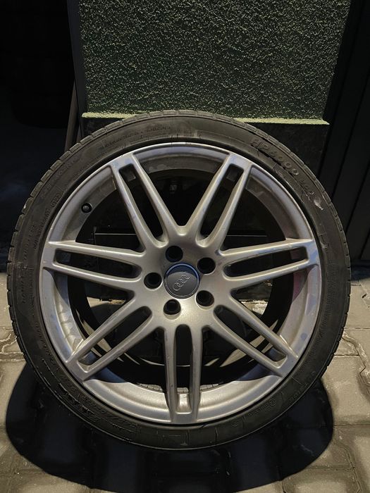 Ауди 245-40-19 ,джанти и гуми