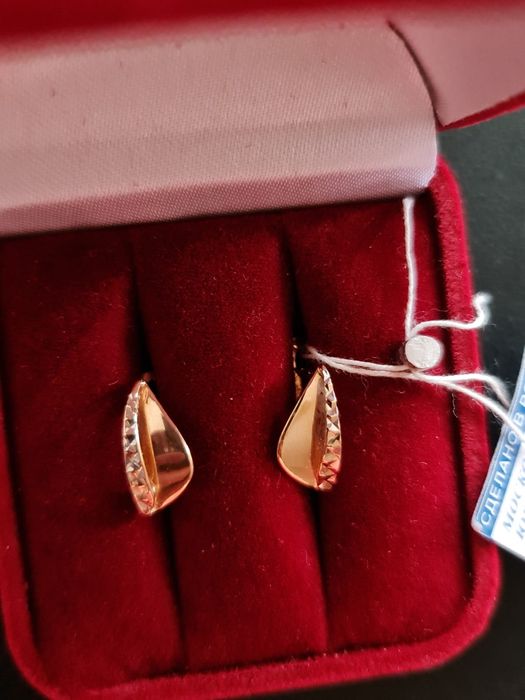 Золотые новые серьги Капельки 585 пробы