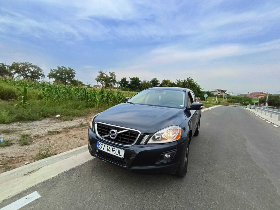 Volvo XC60 – Proprietar, 300.000 km, stare bună