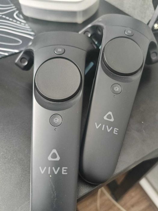 Шлем Виртуальной реальности  HTS vive cosmos elite