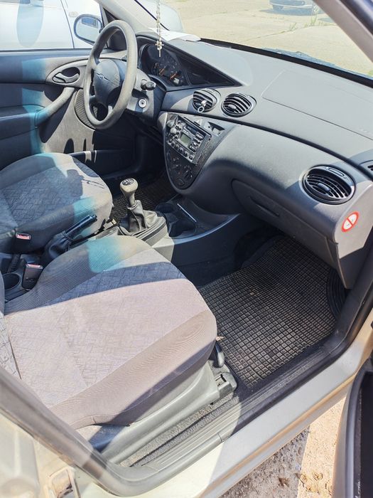 Ford Focus 1.4 benzina