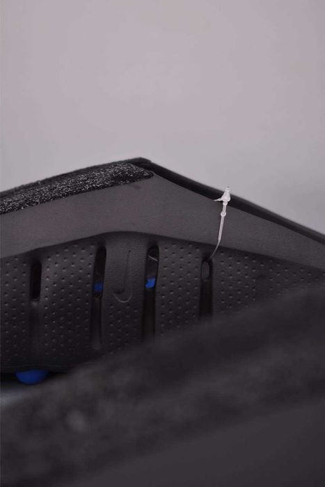 Продавам чисто нови с кутия мъжки чехли Nike Mind 001 x