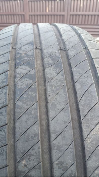 Anvelope michelin 215 55 17 vara nokian 300 lei 4 buc