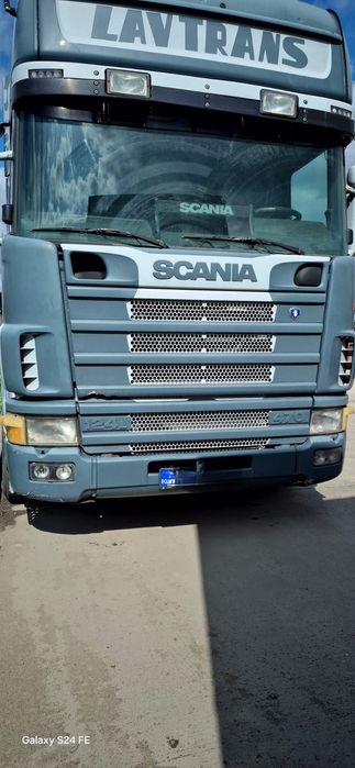 Vând scania 124l