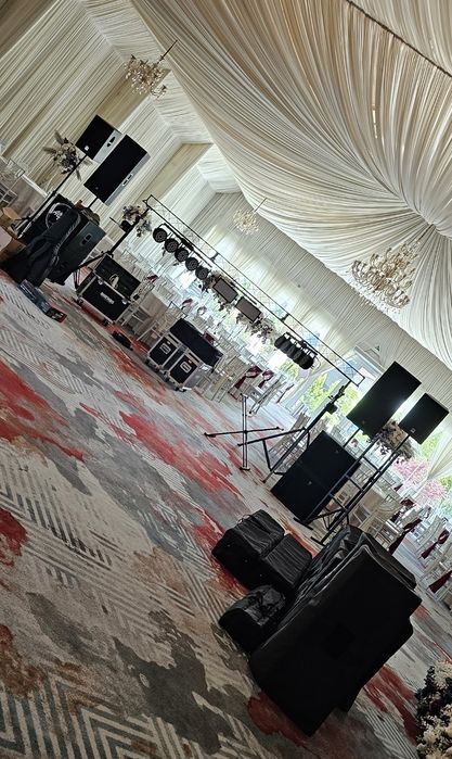 Electro-Voice ETX (4 x ETX-18sp, 2 x ETX-35p)