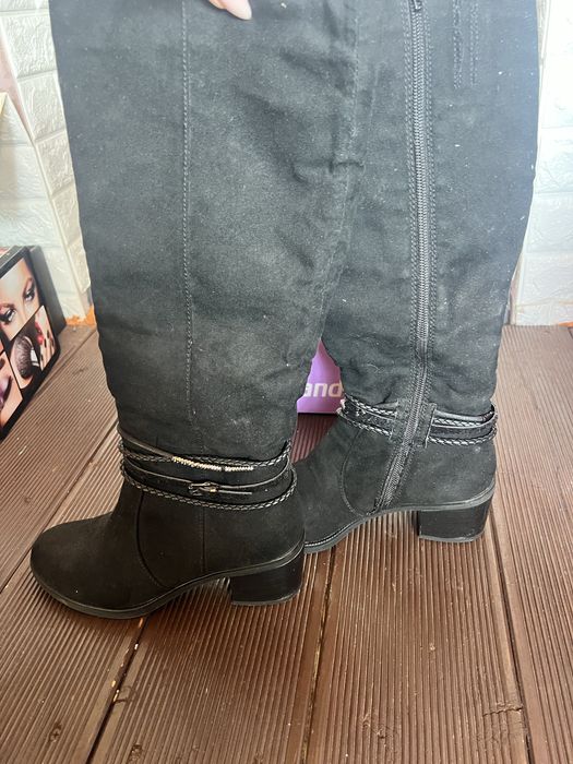 Ботуши  черни номер 37