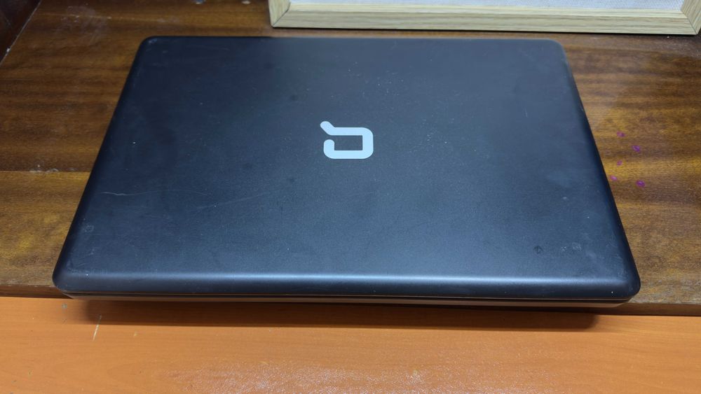 Захранване за лаптоп и Лаптоп за части