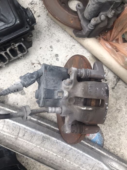 Спирачни апарати Audi a6 4f