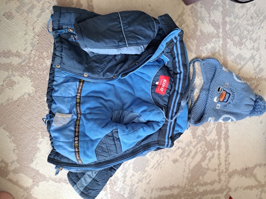 Продам детские куртки