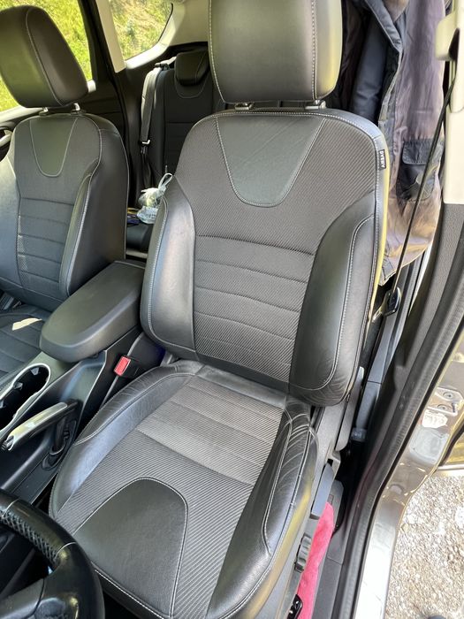 Vand Ford kuga 2013
