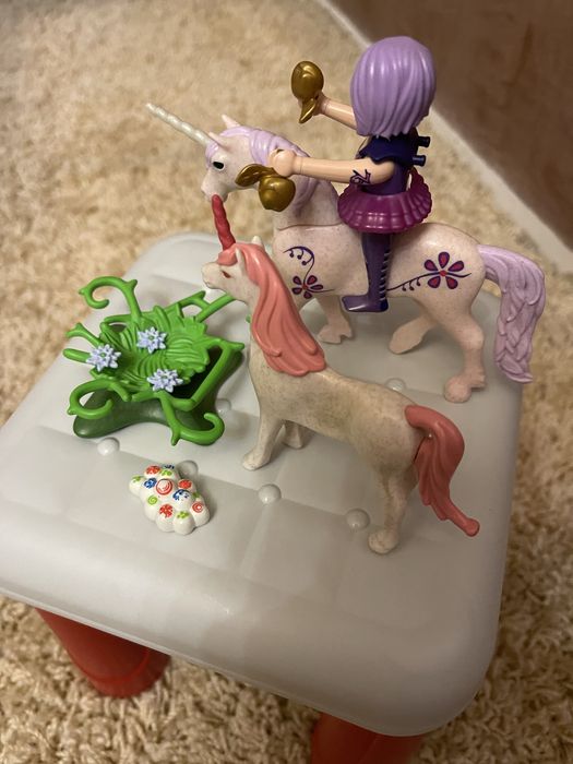 Разные наборы Play mobil . В идеальном состоянии.