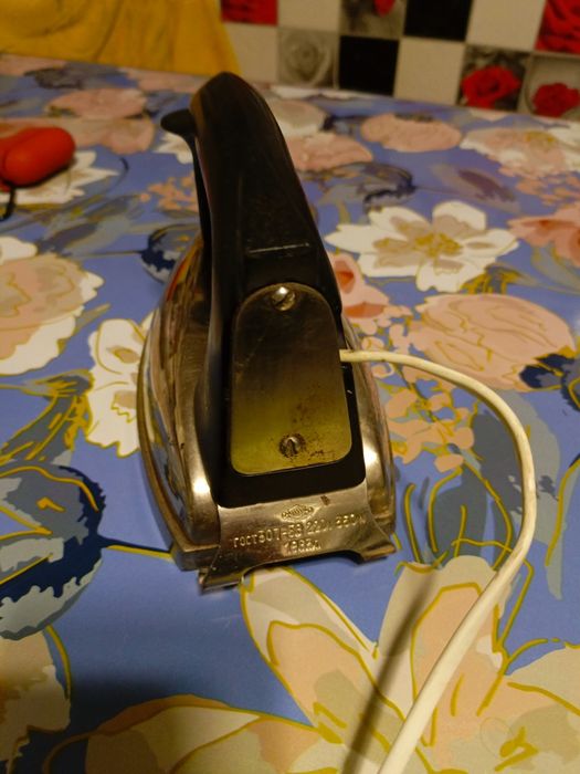 Утюг советский 1963 года