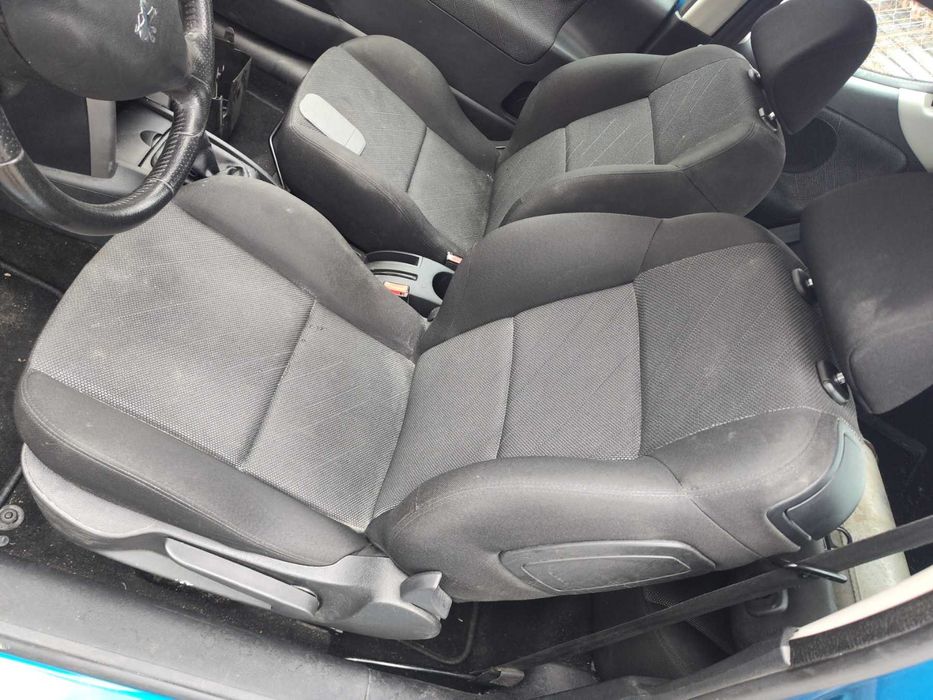 Peugeot 207 на части пежо 207 на част 120кс 1.6 бензин