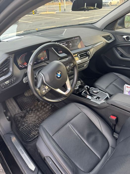 BMW F40 tractiune fata seria 1 2023 118i 1.5 benzina 140cp Automata