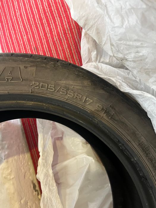 Продам комплект летних шин