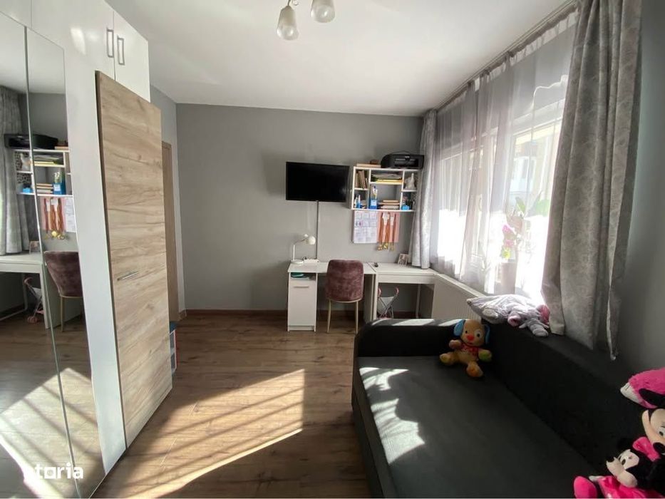Apartament cu 2 dormitoare si parcare cu CF !