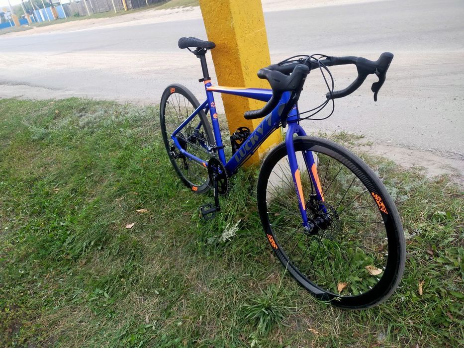 Продам шоссейный велосипед