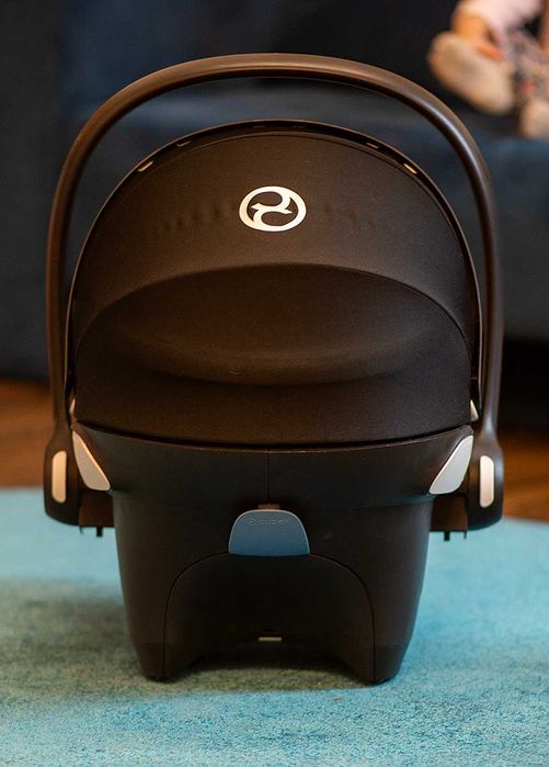 Cybex Aton M i-Size (Столче за кола)