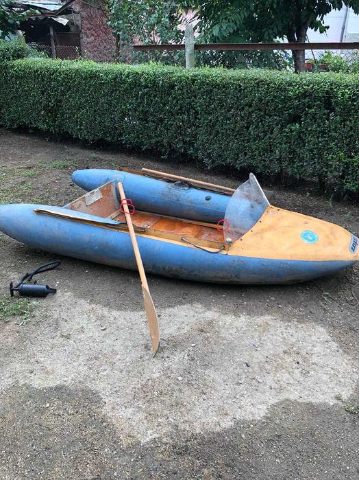 Лодка с Твърдо Дъно на марката Zephyr