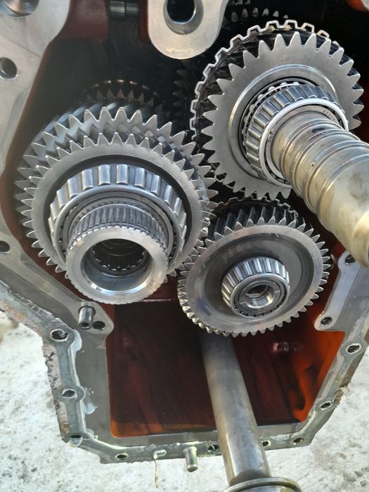Reparati tractoare